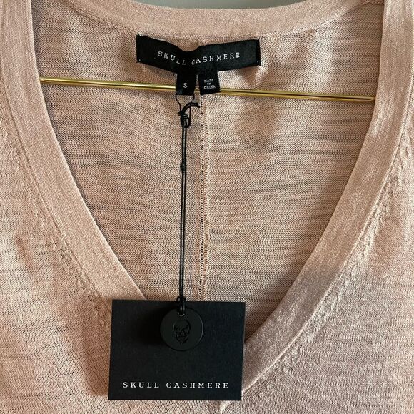 Skull Cashmere Short Sleeve Tee || SZ S || Blush - Picture 5 of 8